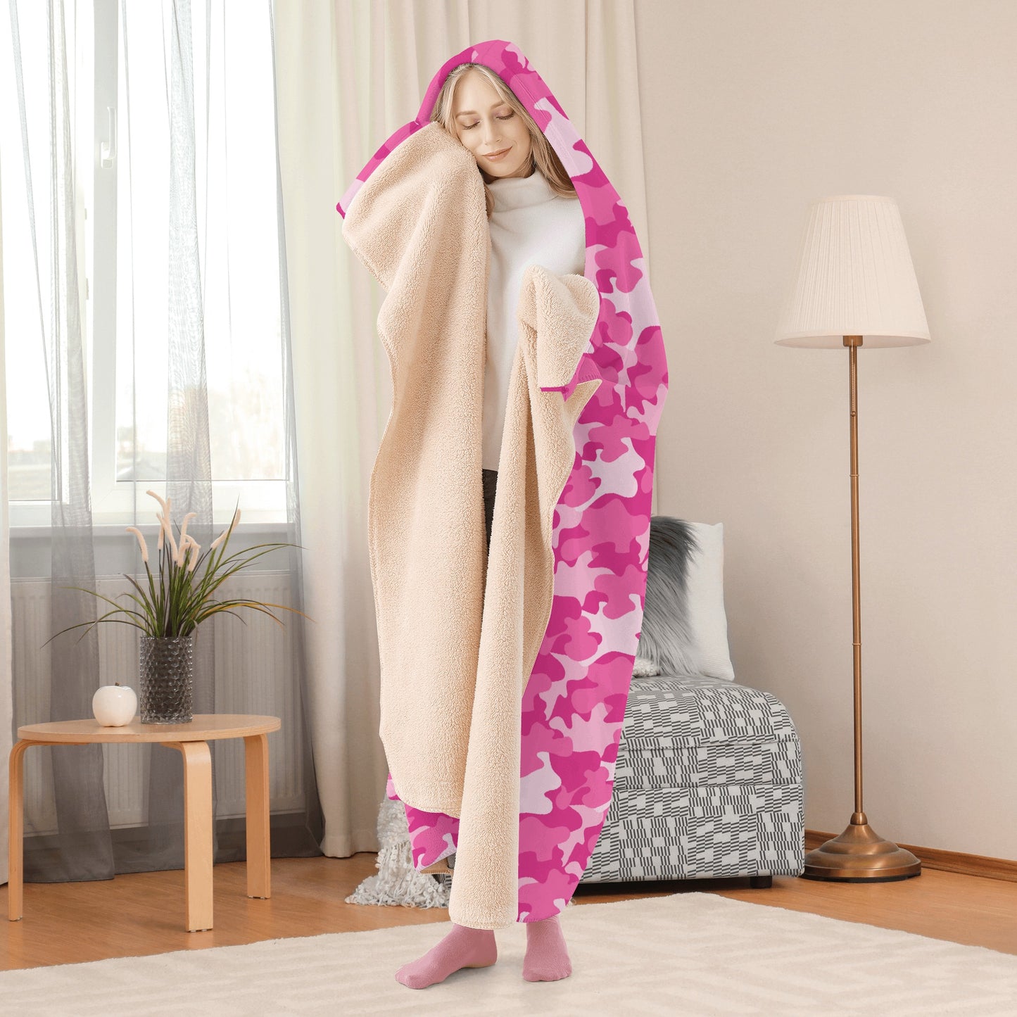 Pink Camo Hooded Blanket - Micro Fleece Lining Cosy Sherpa Blanket